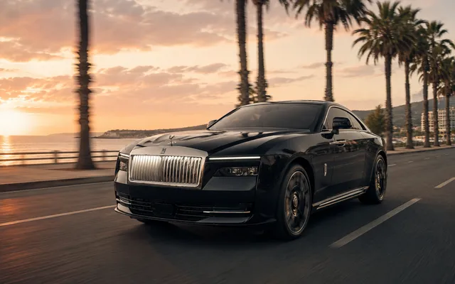 Rolls-Royce Spectre Series II — new electric super coupe with extended range