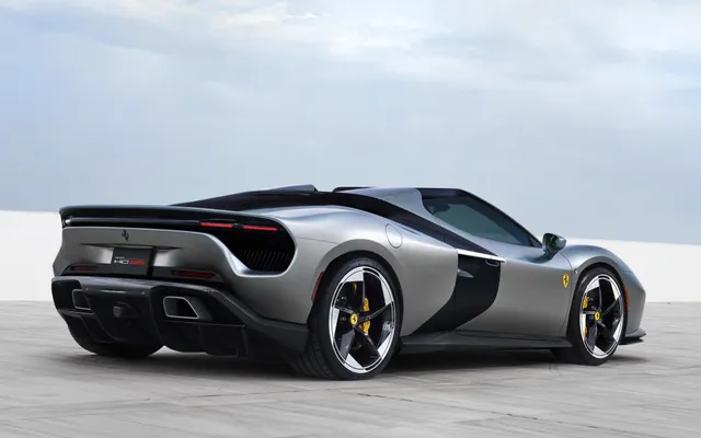 Ferrari HC25: roadster V8 unico basato sulla F8 Spider Ferrari HC25: roadster V8 unico basato sulla F8 Spider
