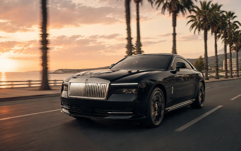 Rolls-Royce Spectre Series II — new electric super coupe with extended range