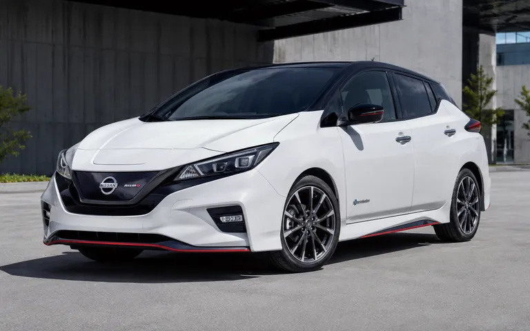Nissan LEAF NISMO 2026: 출력 대신 스포츠 주행 감각 강화 Nissan LEAF NISMO 2026: 출력 대신 스포츠 주행 감각 강화