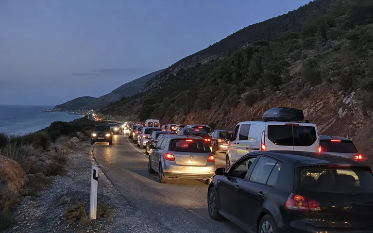 Radhë kilometrike në dalje nga Shëngjini drejt Milotit