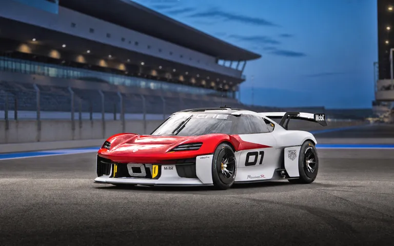 Porsche 718 EV仍在计划中:品牌负责人确认了什么 Porsche 718 EV仍在计划中:品牌负责人确认了什么