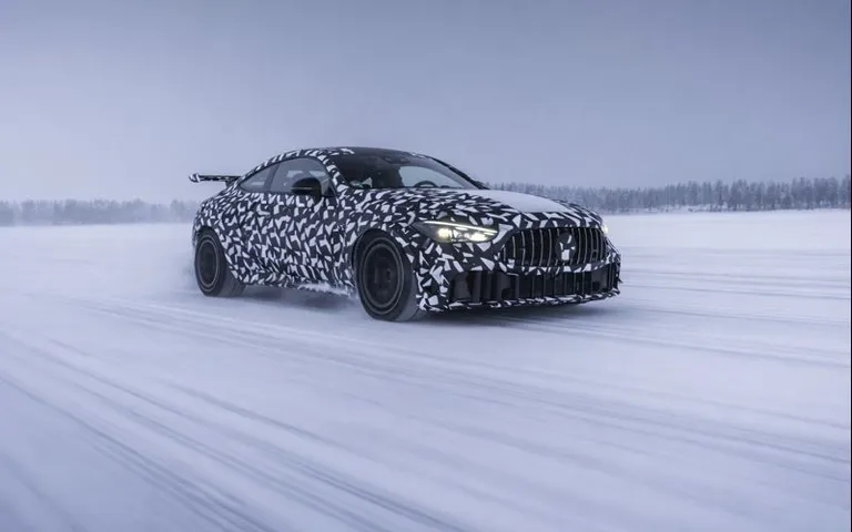 Mercedes‑Benz Mythos — cupê AMG ultraluxo para colecionadores